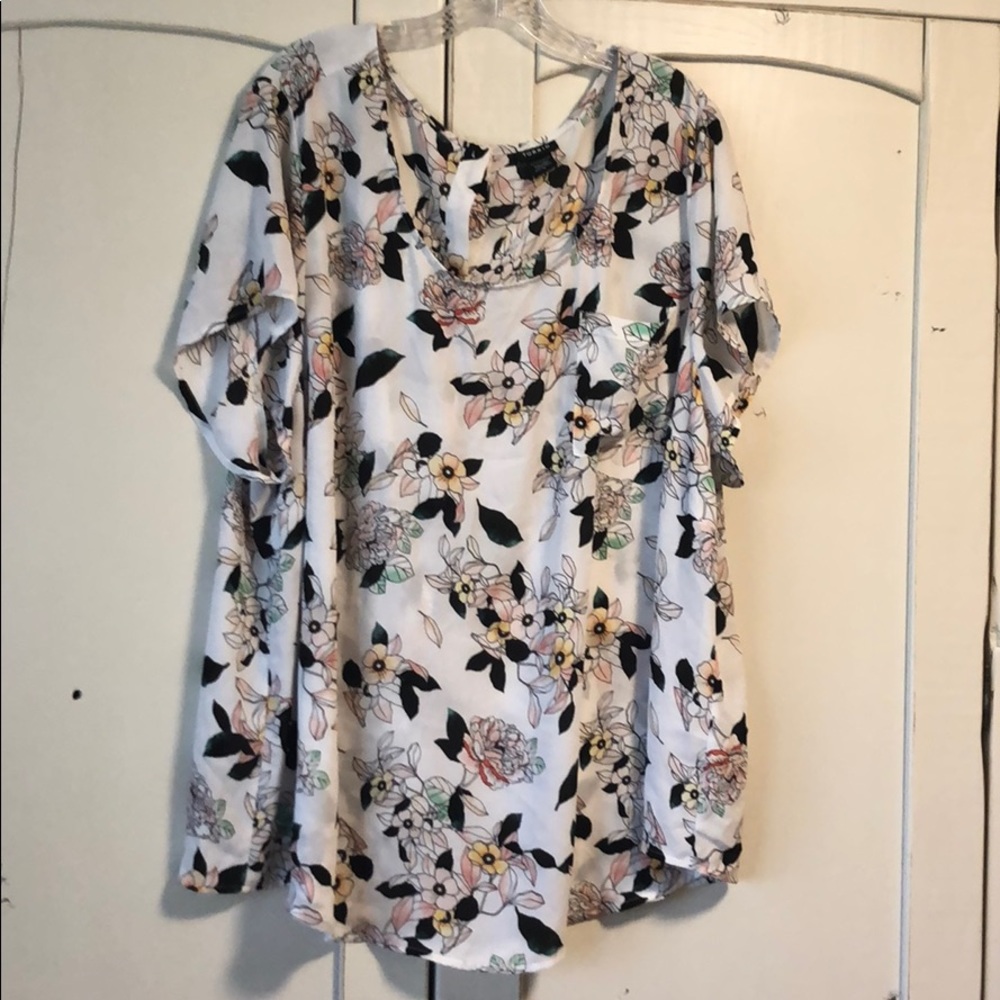 Torrid blouse size 4